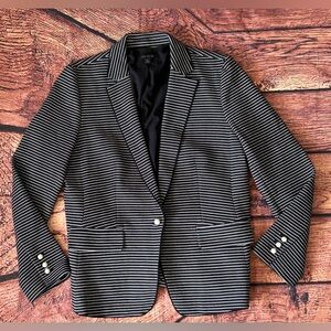 ANN TAYLOR BLAZER WITH PEARL BUTTONS Sz 14 Black And  White Lines.